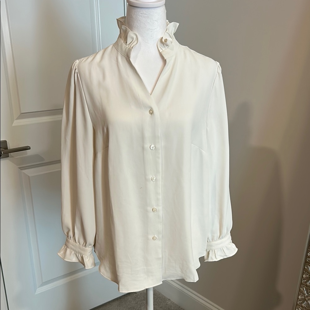 Elegant Ann Taylor Cream Ruffle Blouse Long Sleeve